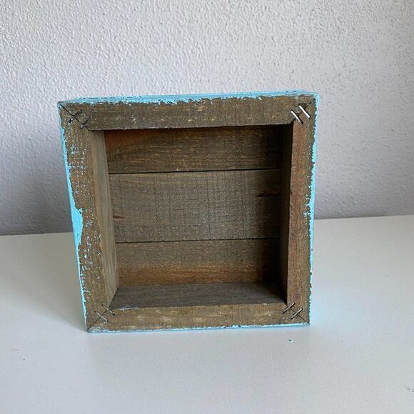 Beach Life Wooden Sign - Picture 5 of 7